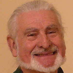 Adolfo Leon