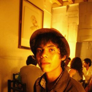 Oxue / Moises Alejandro Miranda López