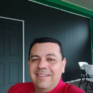 Orlando  Saenz