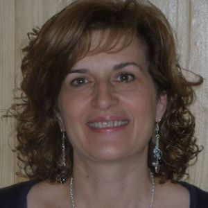 Montse Avial